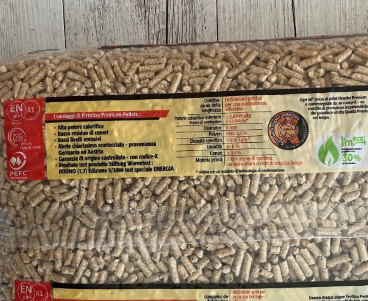 Pellet Firestixx Premium A1 En Plus in Abete 72 Sacchi da 15 Kg